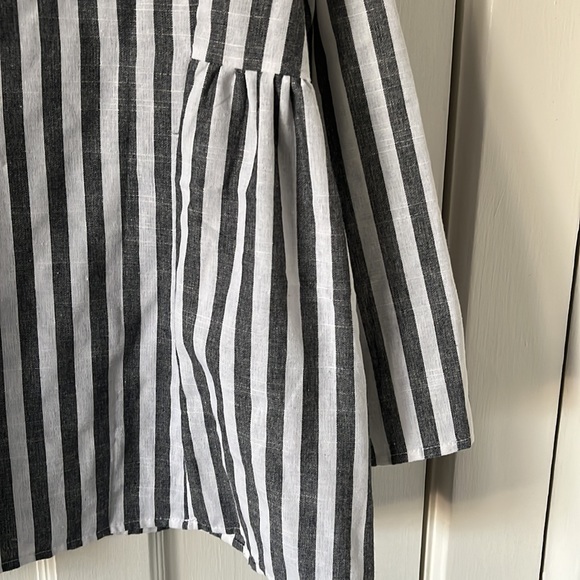 Airy blouse Sz M - Picture 6 of 6